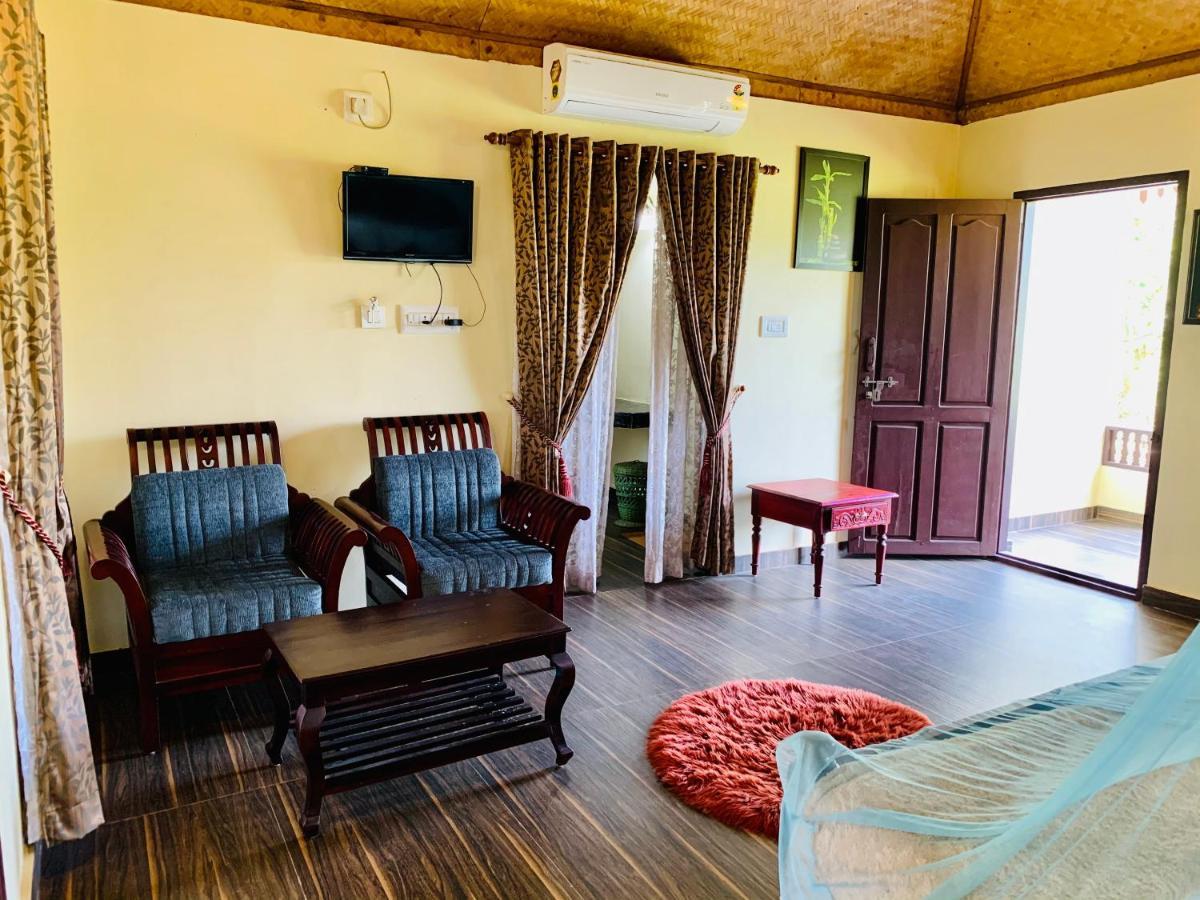 Maadathil Cottages Varkala Esterno foto