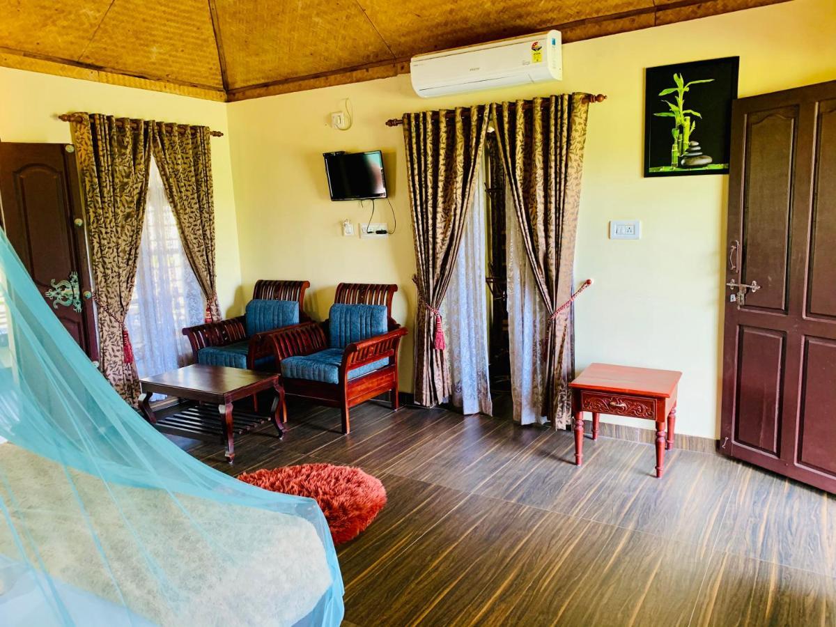 Maadathil Cottages Varkala Esterno foto