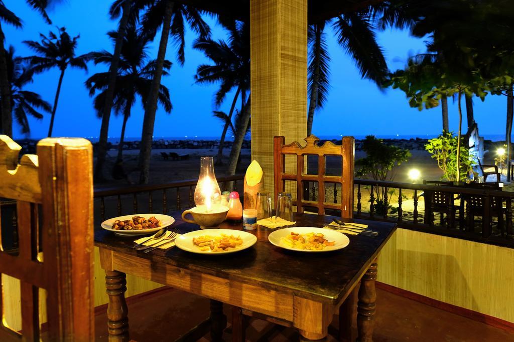 Maadathil Cottages Varkala Esterno foto