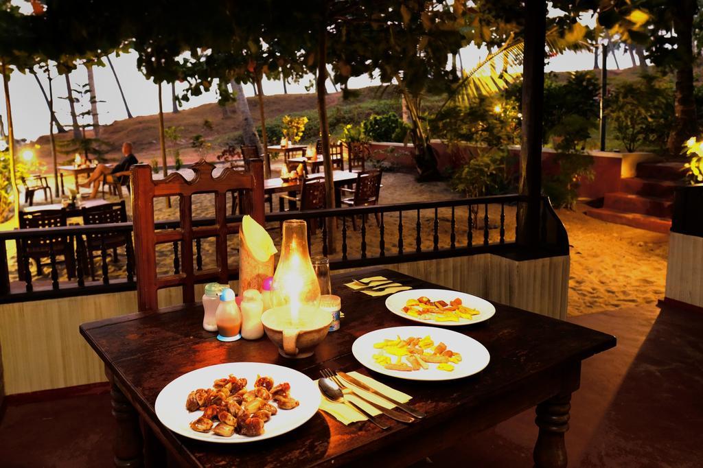 Maadathil Cottages Varkala Esterno foto