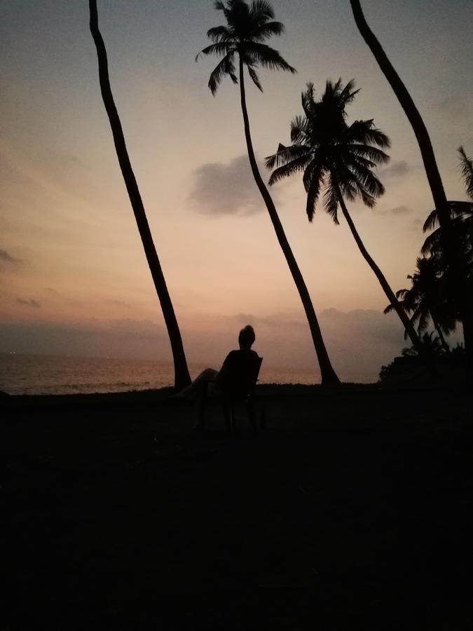Maadathil Cottages Varkala Esterno foto