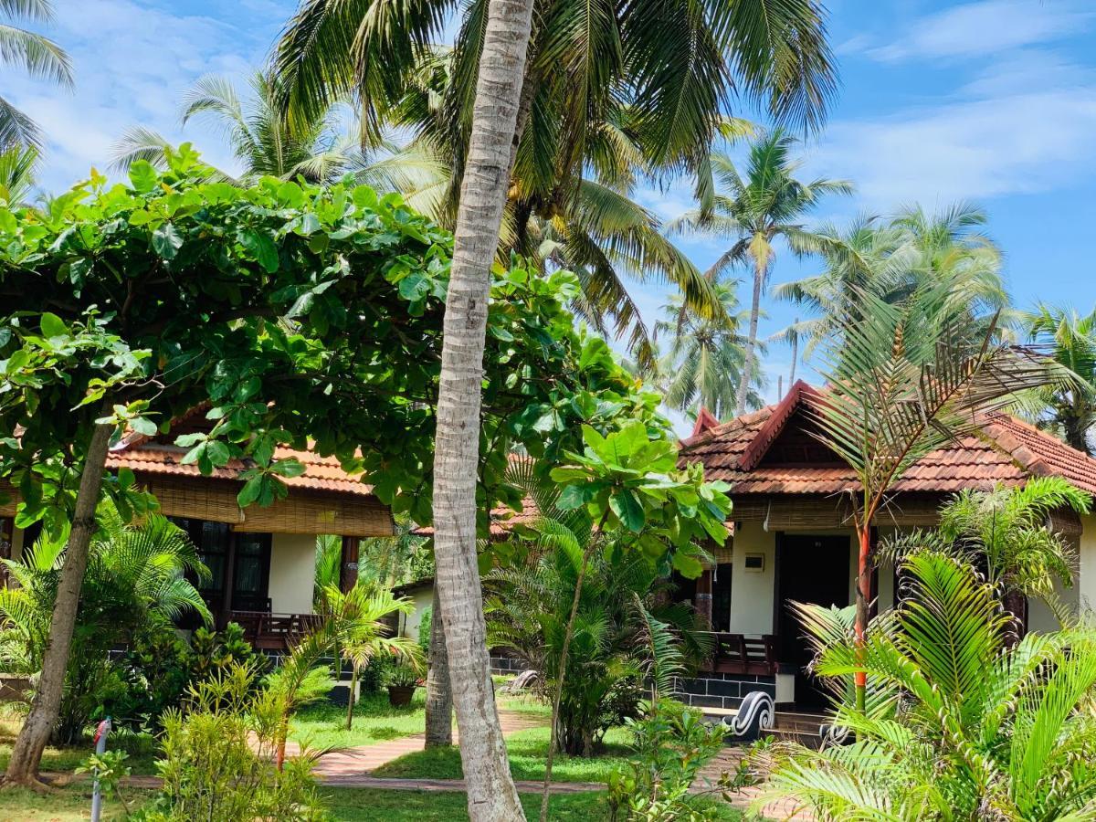 Maadathil Cottages Varkala Esterno foto